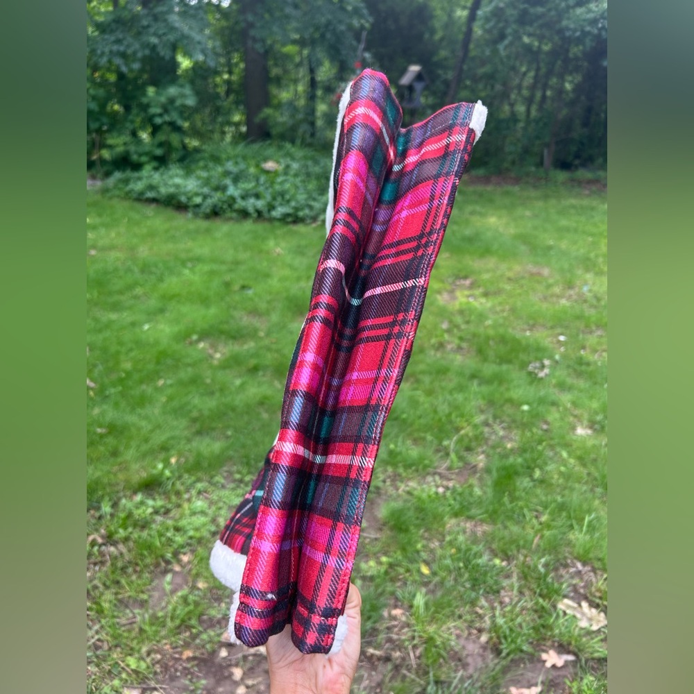 NWT Victoria Secret Plaid Sherpa Christmas Tote - Picture 15 of 15
